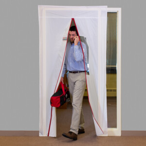 zipwall-zipdoor-magnetic-door-zdm-in-use-commercial3